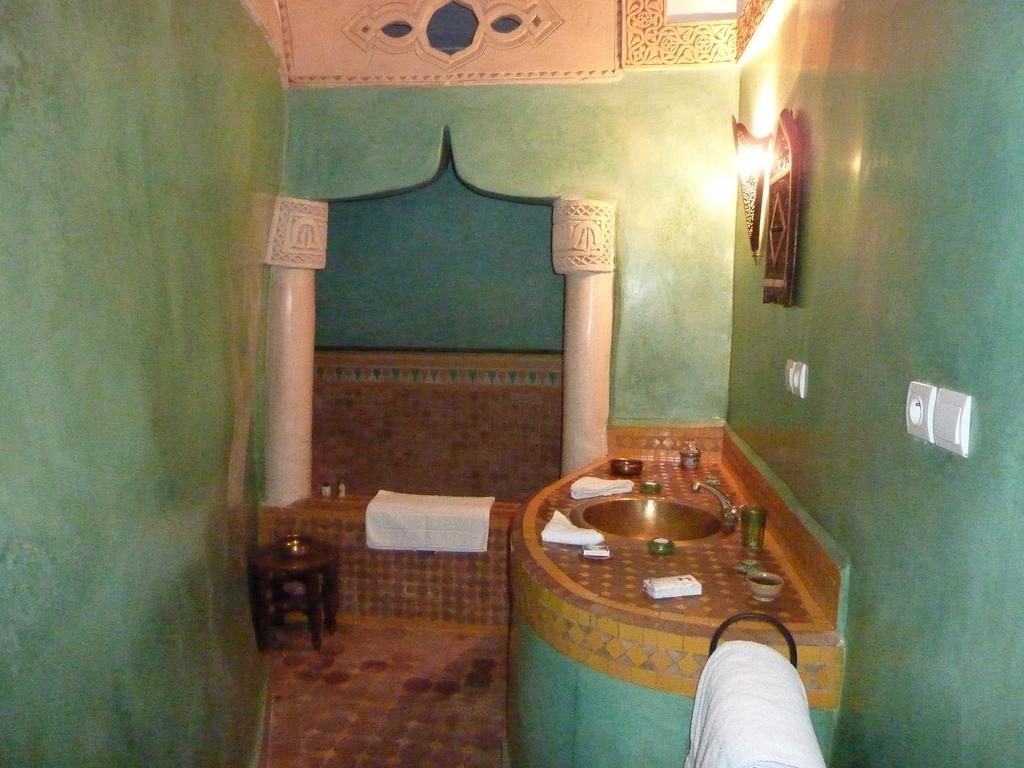 Dar Al Safadi Hotel Fes Exterior photo