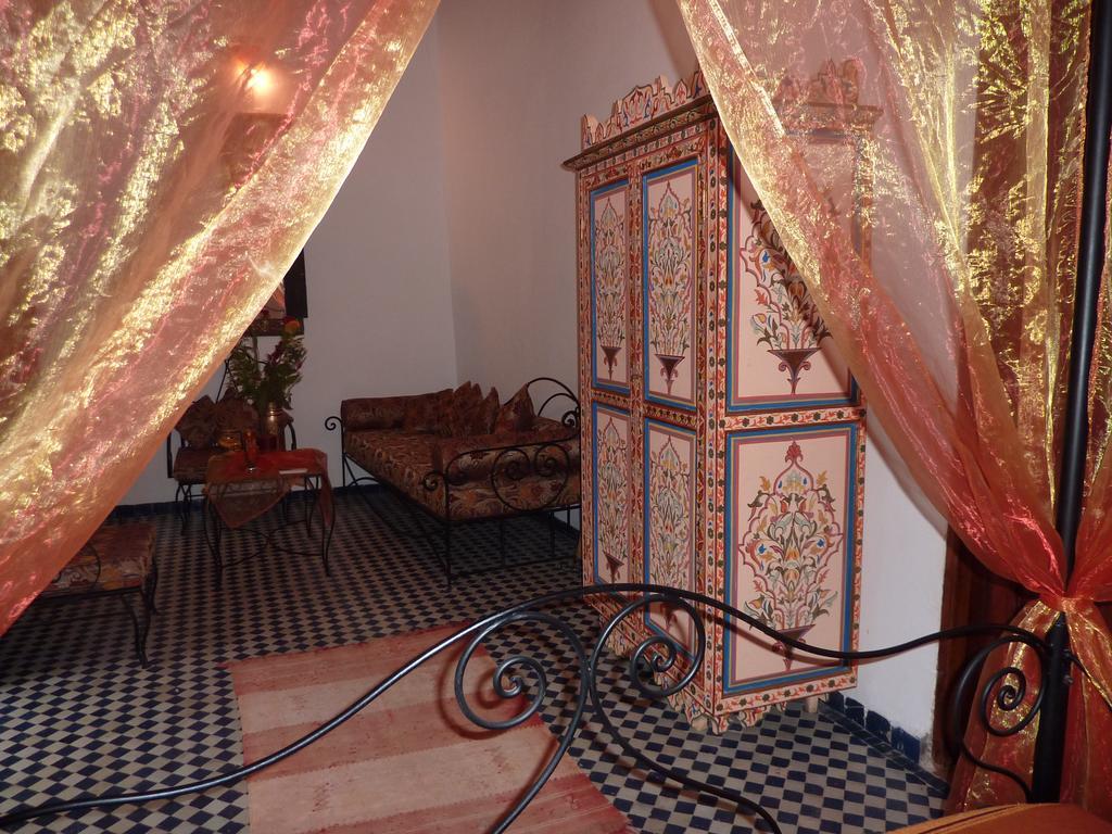 Dar Al Safadi Hotel Fes Exterior photo